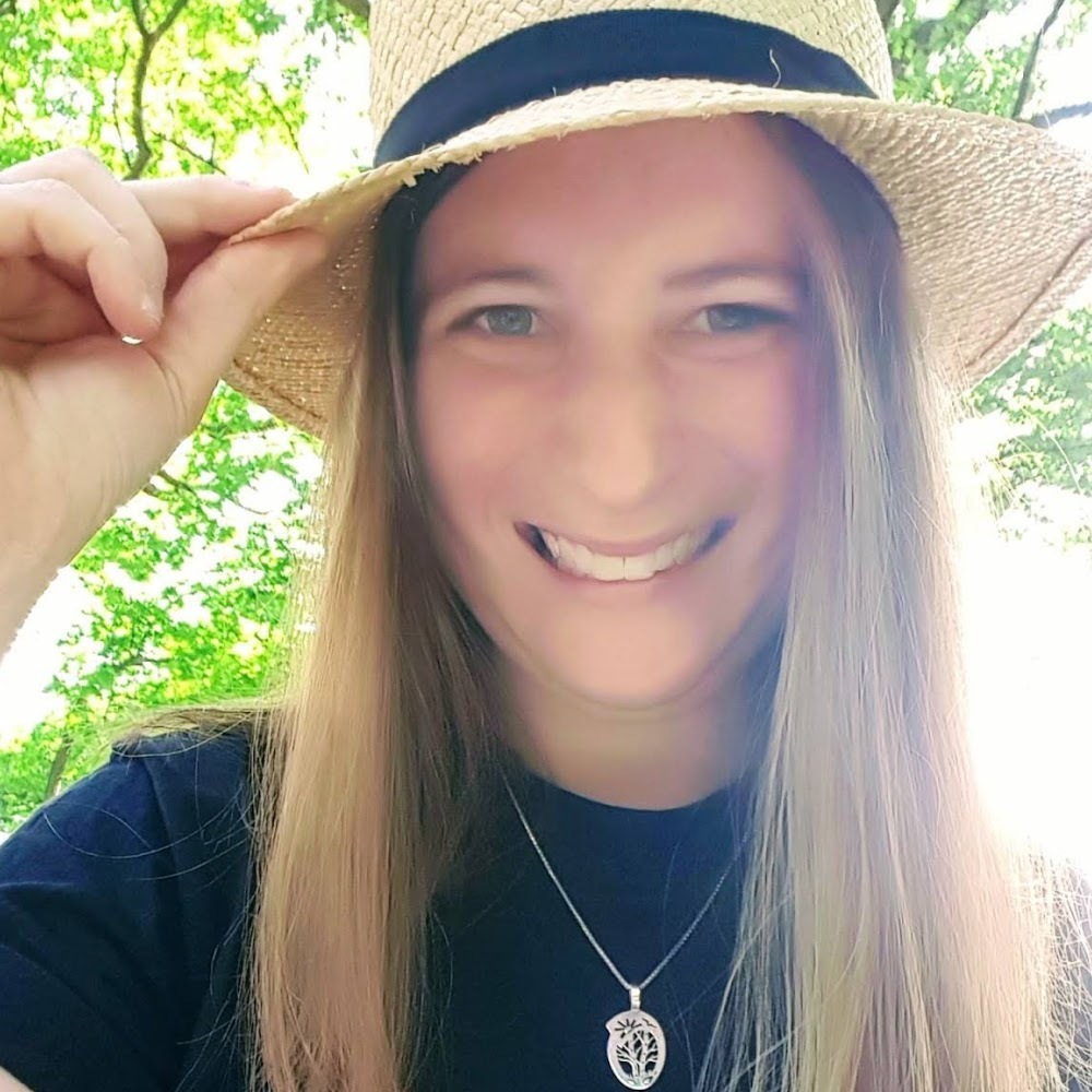 Meet your Posher, Marissa